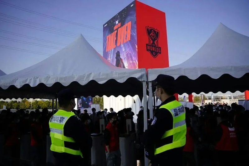 測溫安檢一體機(jī)