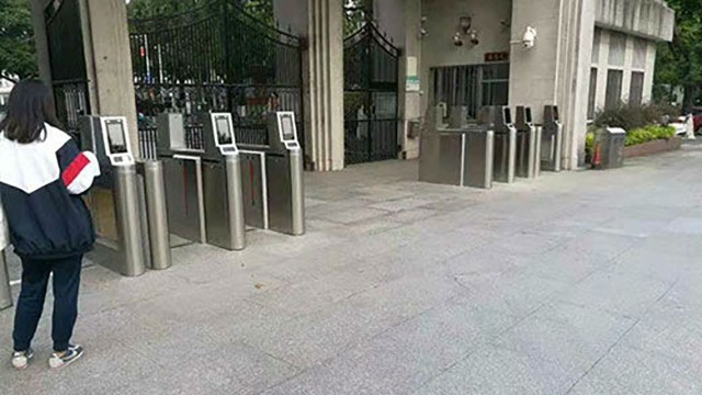 人臉識(shí)別測(cè)溫檢測(cè)設(shè)備